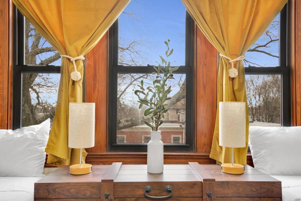 Golden Gem In Heart Of East Rock Quiet 3Br Near Dt And Yale Apartment New Haven Ngoại thất bức ảnh