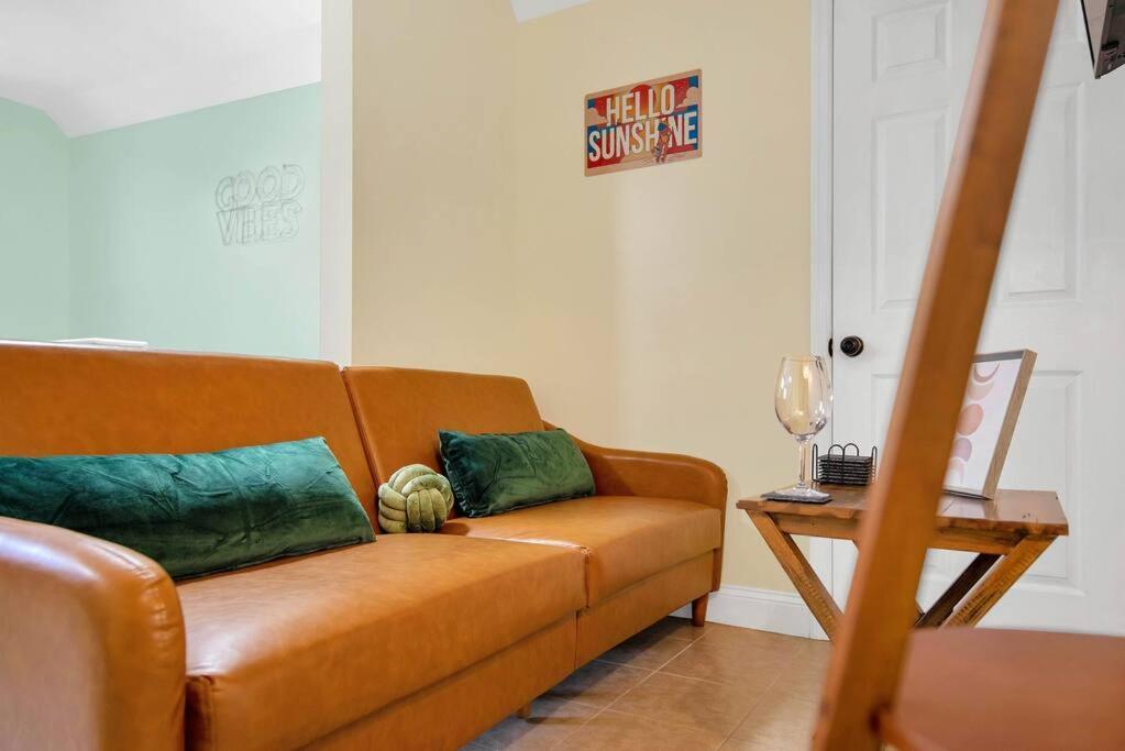 Golden Gem In Heart Of East Rock Quiet 3Br Near Dt And Yale Apartment New Haven Ngoại thất bức ảnh