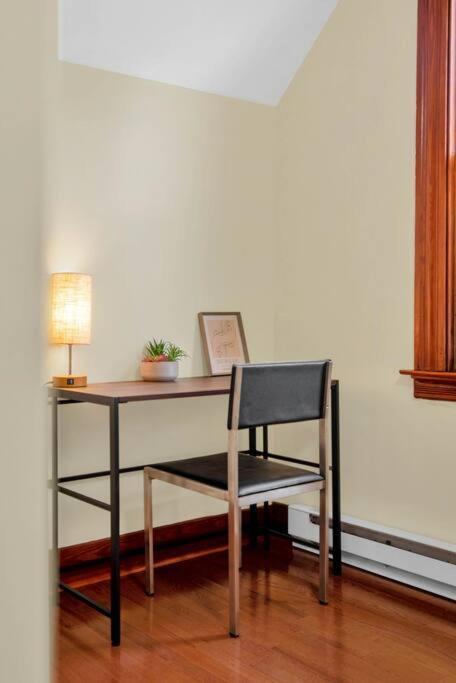 Golden Gem In Heart Of East Rock Quiet 3Br Near Dt And Yale Apartment New Haven Ngoại thất bức ảnh